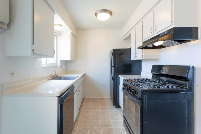 Cherry Hill Village Apartments, 238 Yorkshire Boulevard, Apt 116